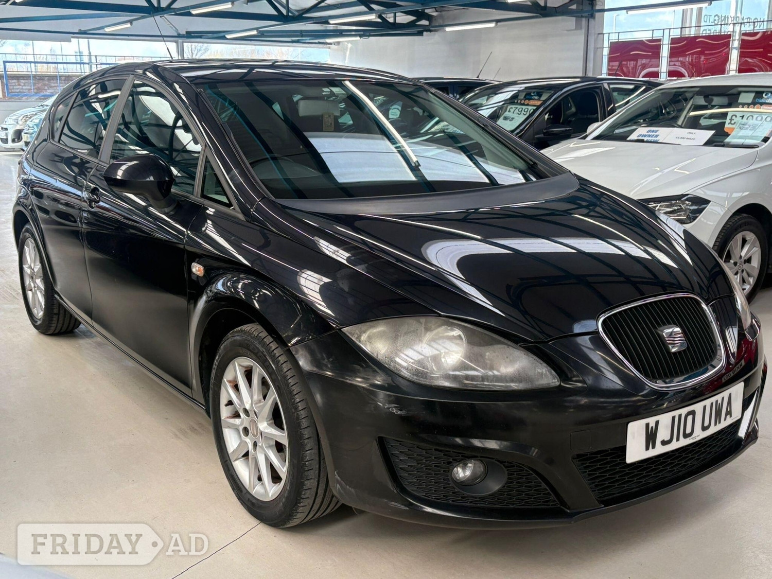 [ berth ]SEAT Leon
