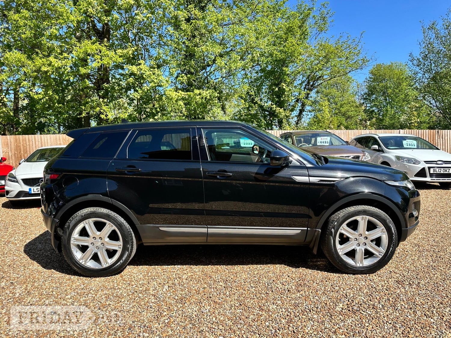 [ berth ]Land Rover Range Rover Evoque