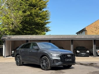 Audi Q8 2021