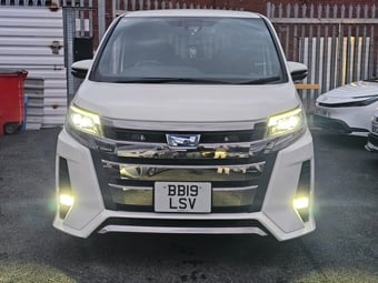 Toyota Noah 2019