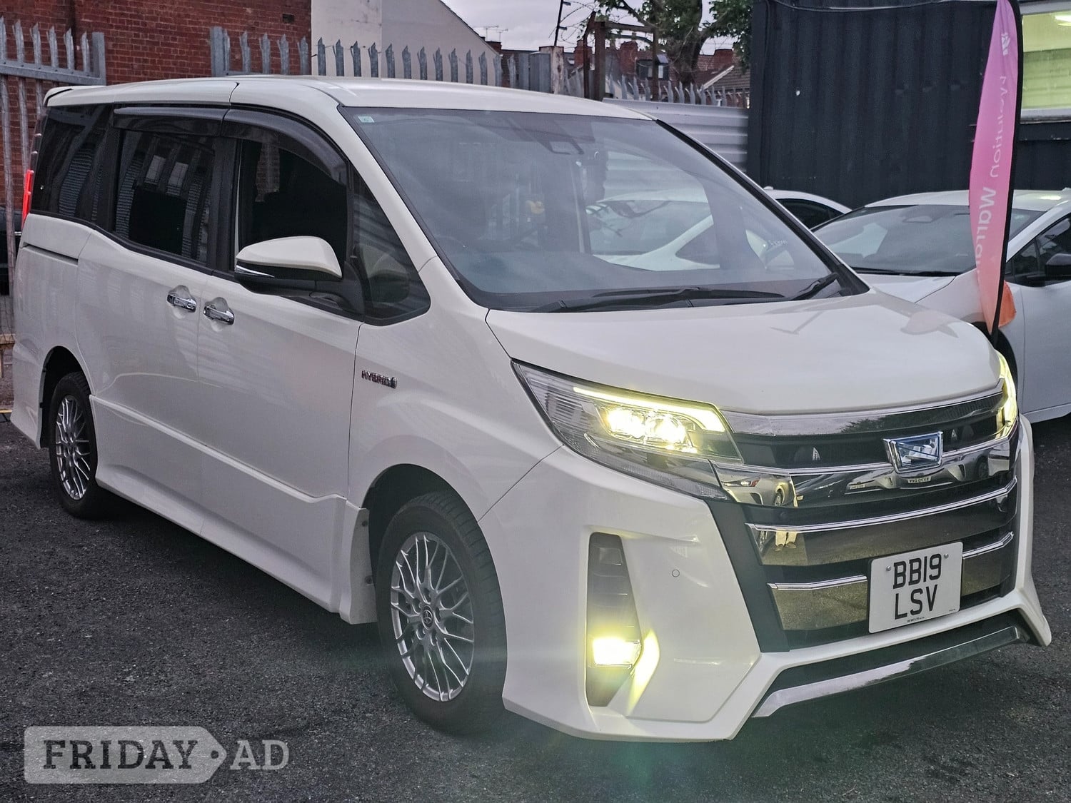 [ berth ]Toyota Noah