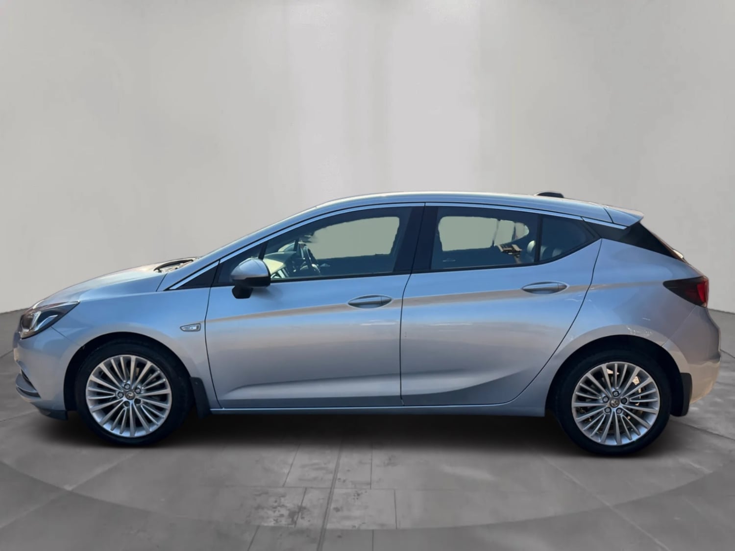 Vauxhall Astra 2017 - Cars
