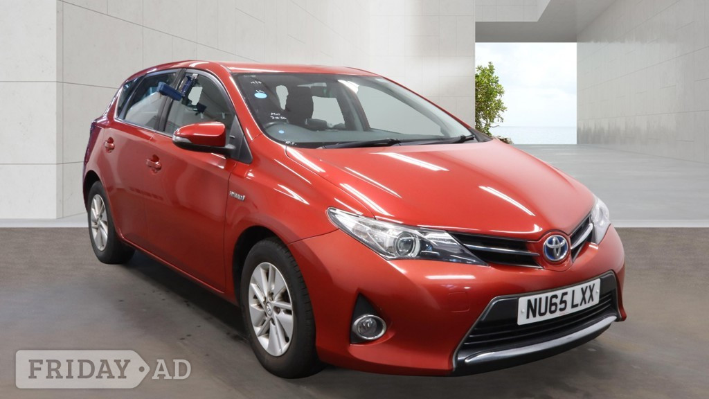 Toyota Auris 2015 in Preston