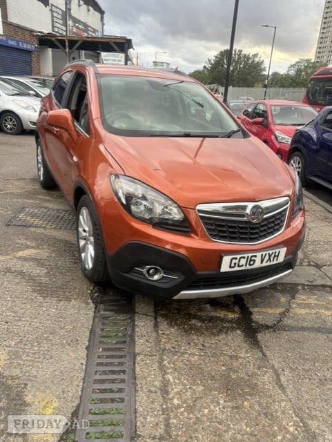 Vauxhall Mokka 2016 in London