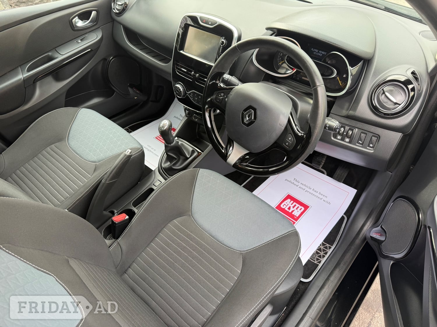 Renault Clio 2015 - Cars