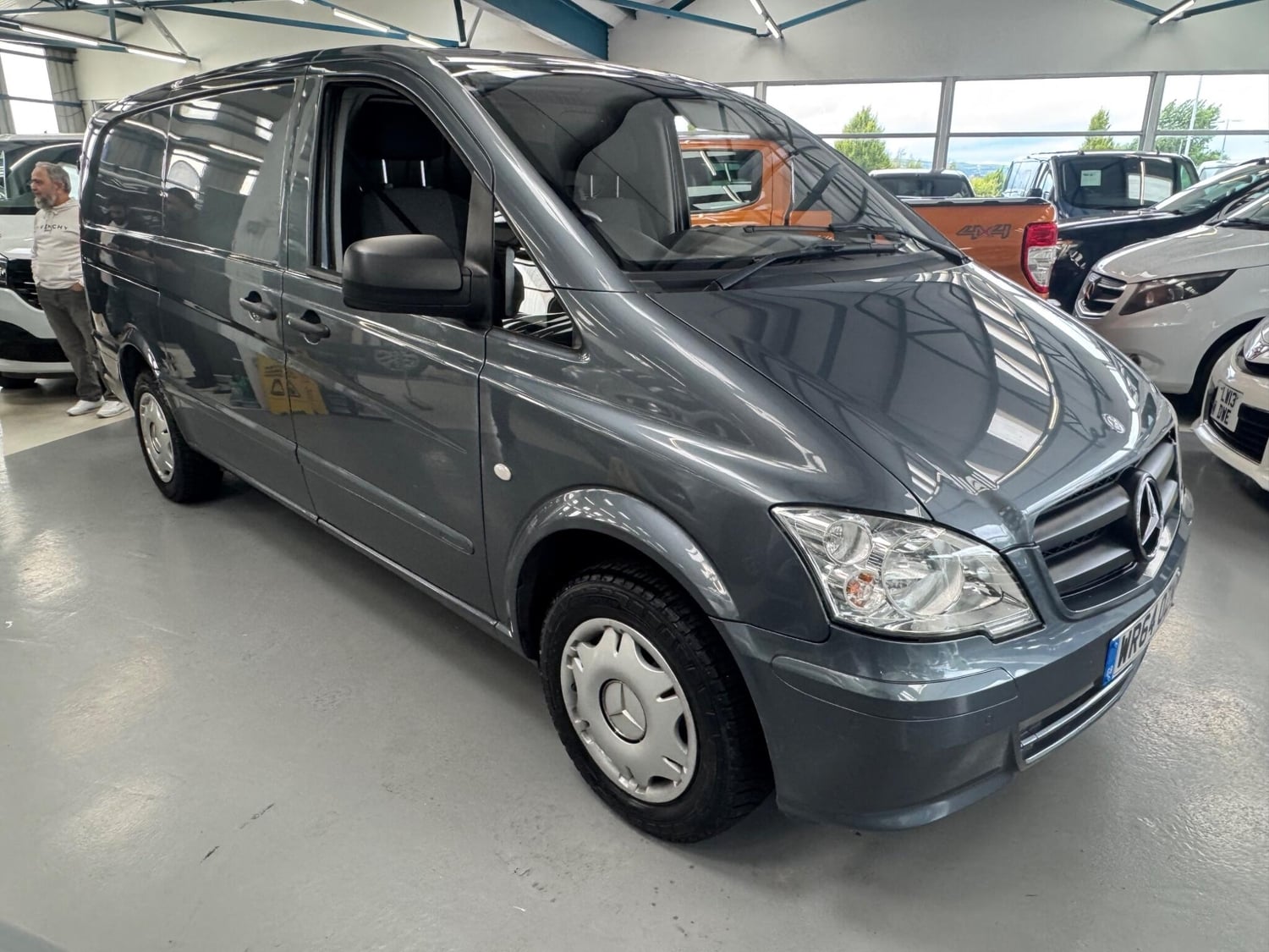 Mercedes-Benz Vito Bolton