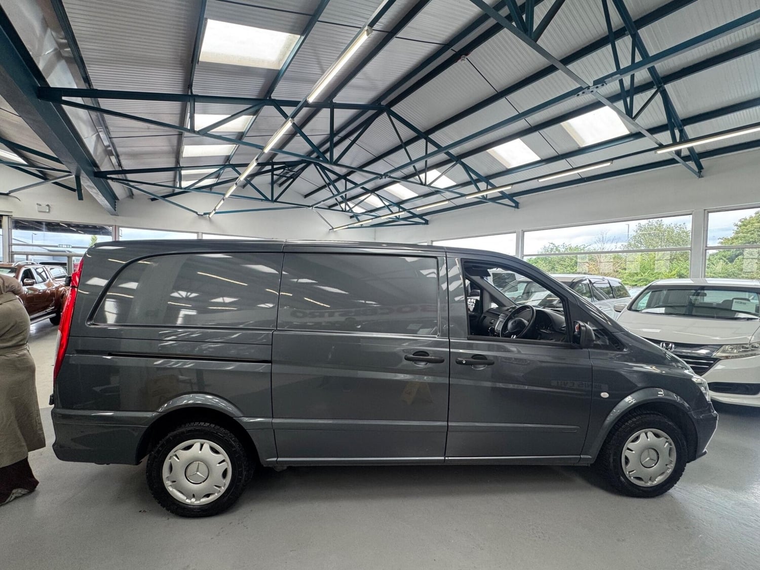 [ berth ]Mercedes-Benz Vito