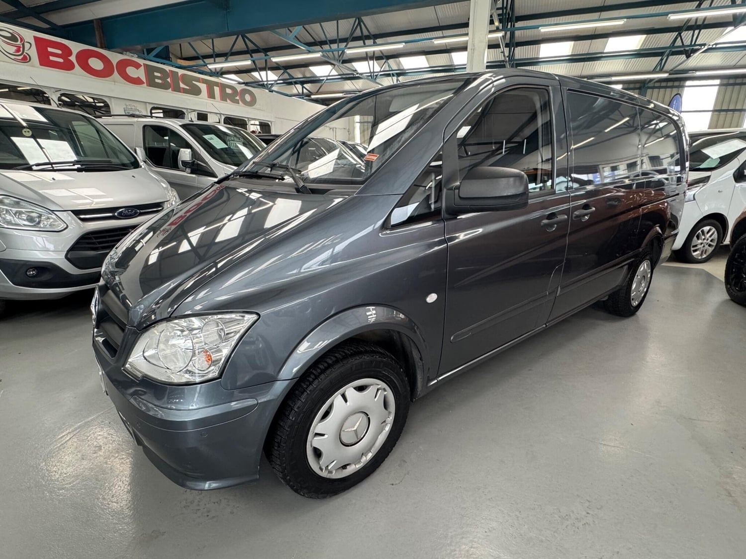 Mercedes-Benz Vito 2015 - Vans & Commercial Vehicles in Bolton