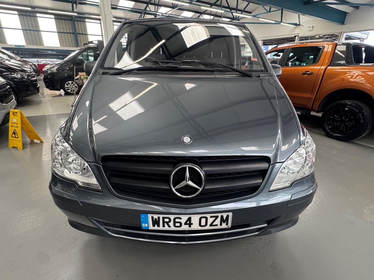 Mercedes-Benz Vito 2015 - Vans & Commercial Vehicles