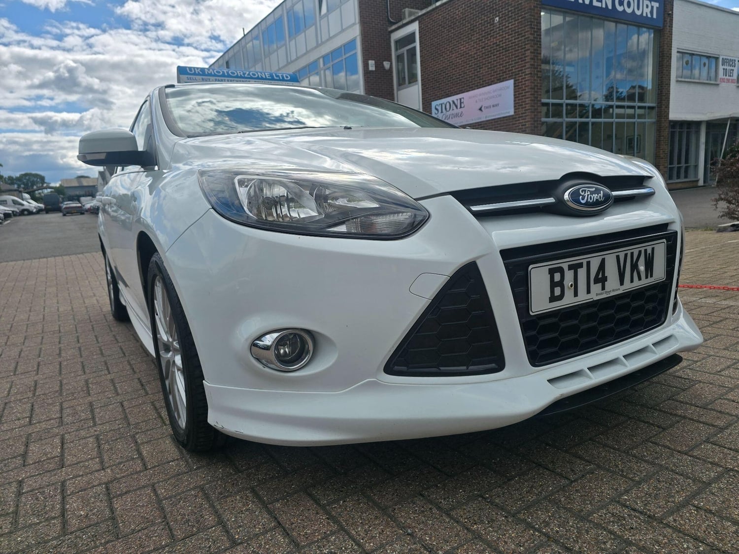 Ford Focus 2014 in Camberley