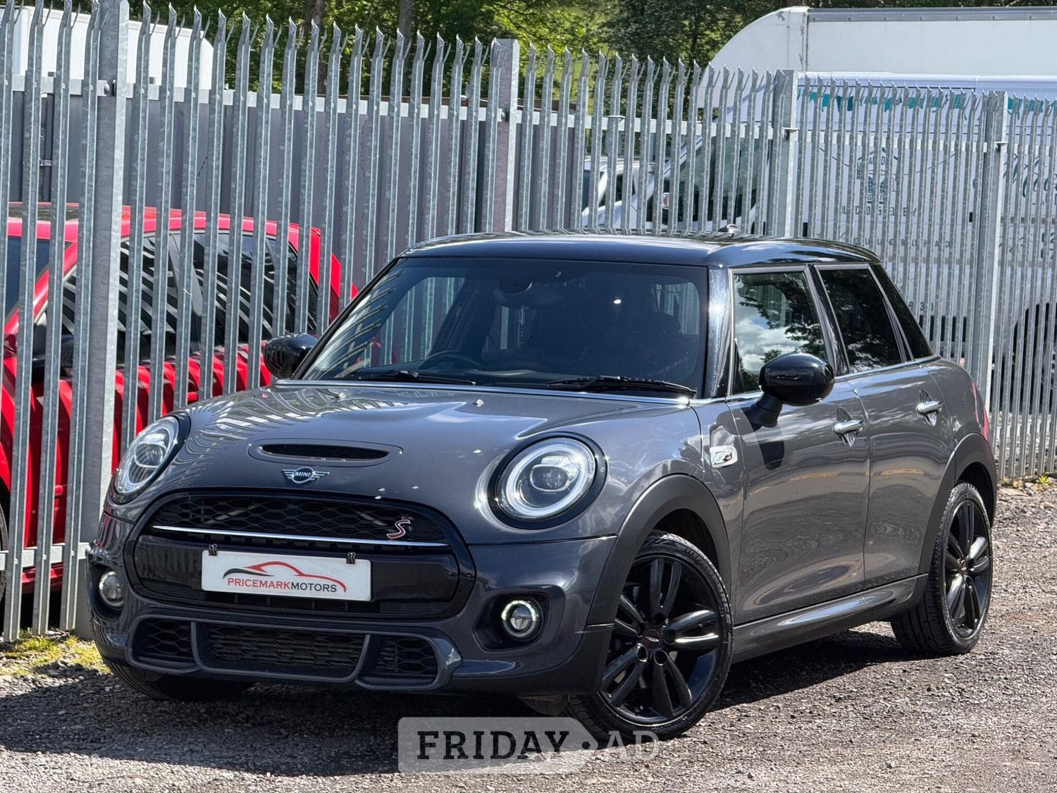 Mini Hatch 2019 in Solihull