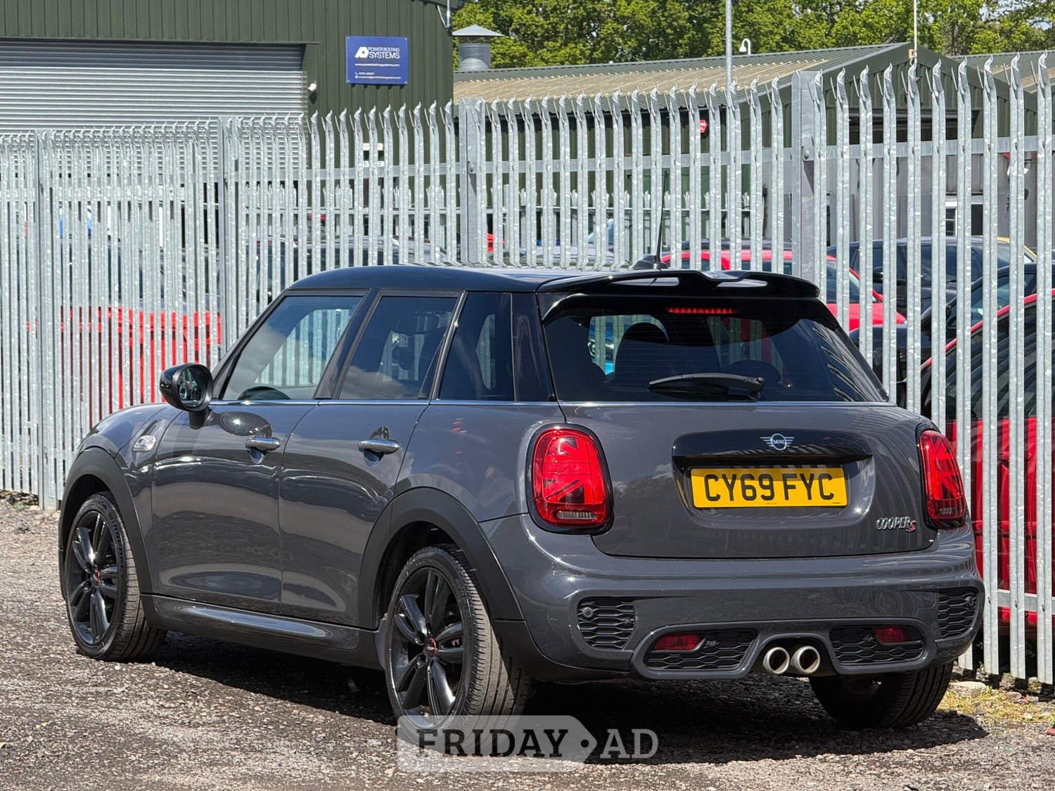 Mini Hatch 2019 - Cars