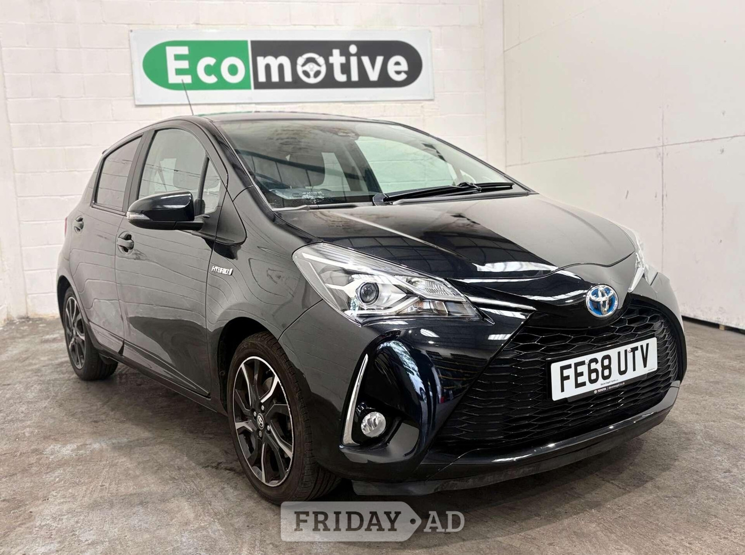 Toyota Yaris 2018 - Cars in Uxbridge