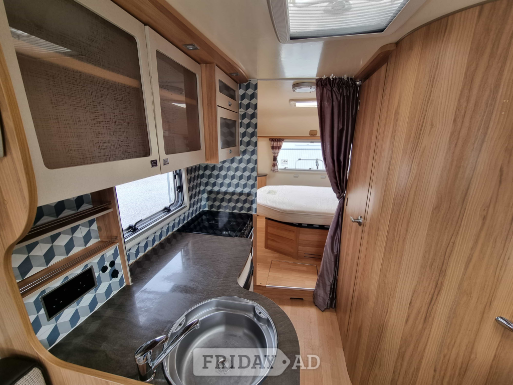 [4 berth ]Bailey Autograph Approach  730