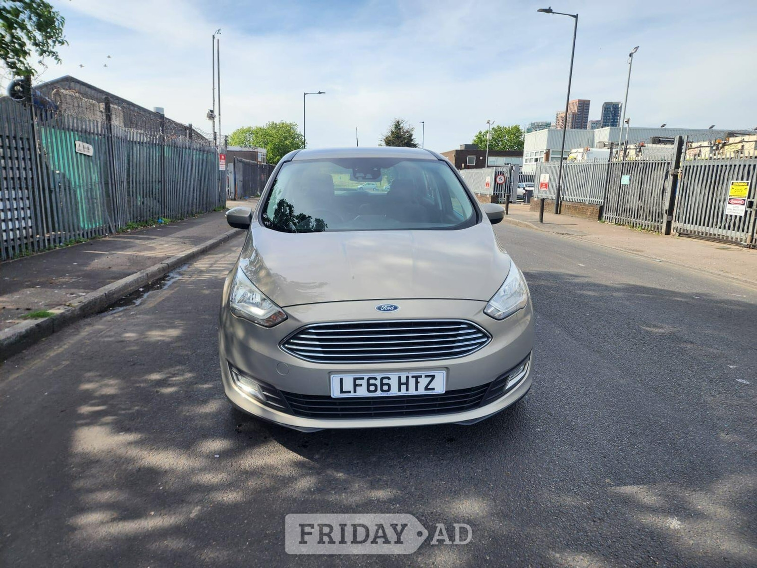 Ford Grand C-MAX 2016 - Cars in Wembley