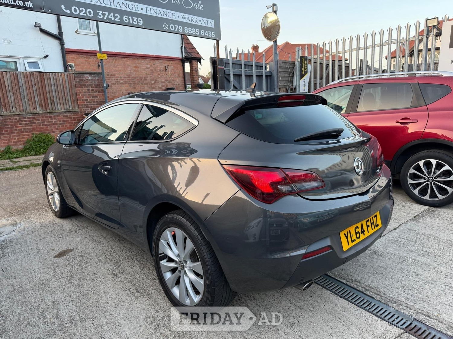 [ berth ]Vauxhall Astra