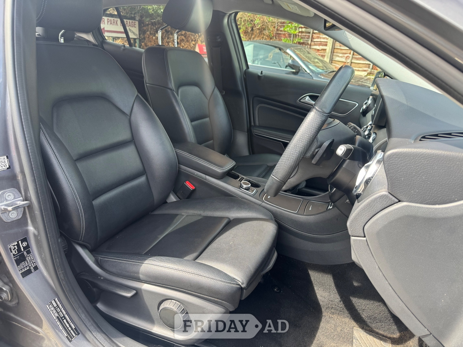 [ berth ]Mercedes-Benz GLA