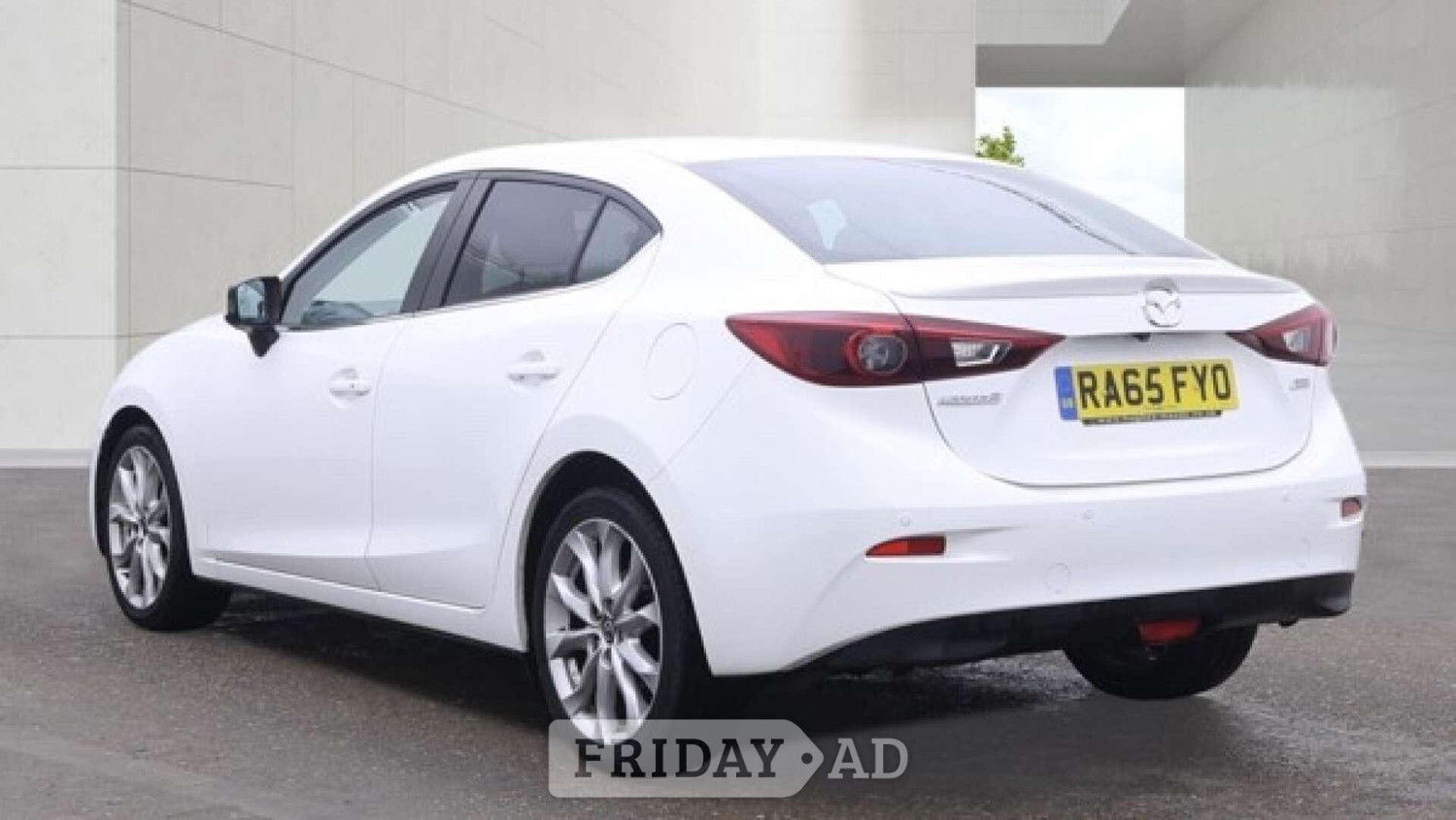 [ berth ]Mazda 3