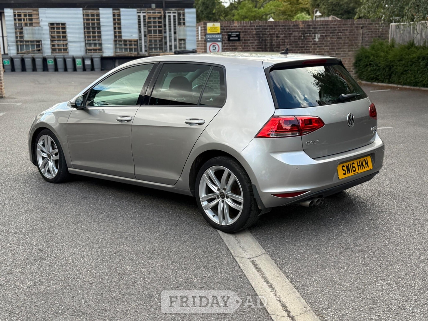 [ berth ]Volkswagen Golf