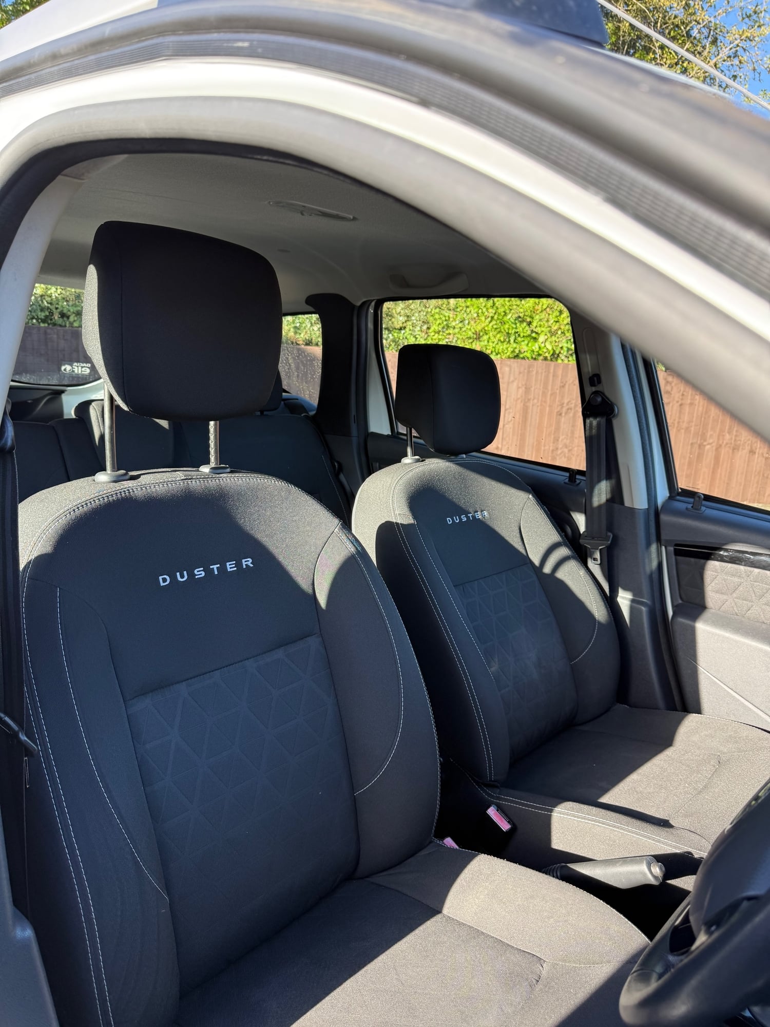 Dacia Duster 2015 - Cars
