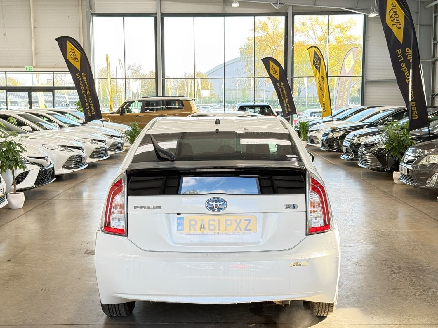 Toyota Prius 2011 - Cars in Reading