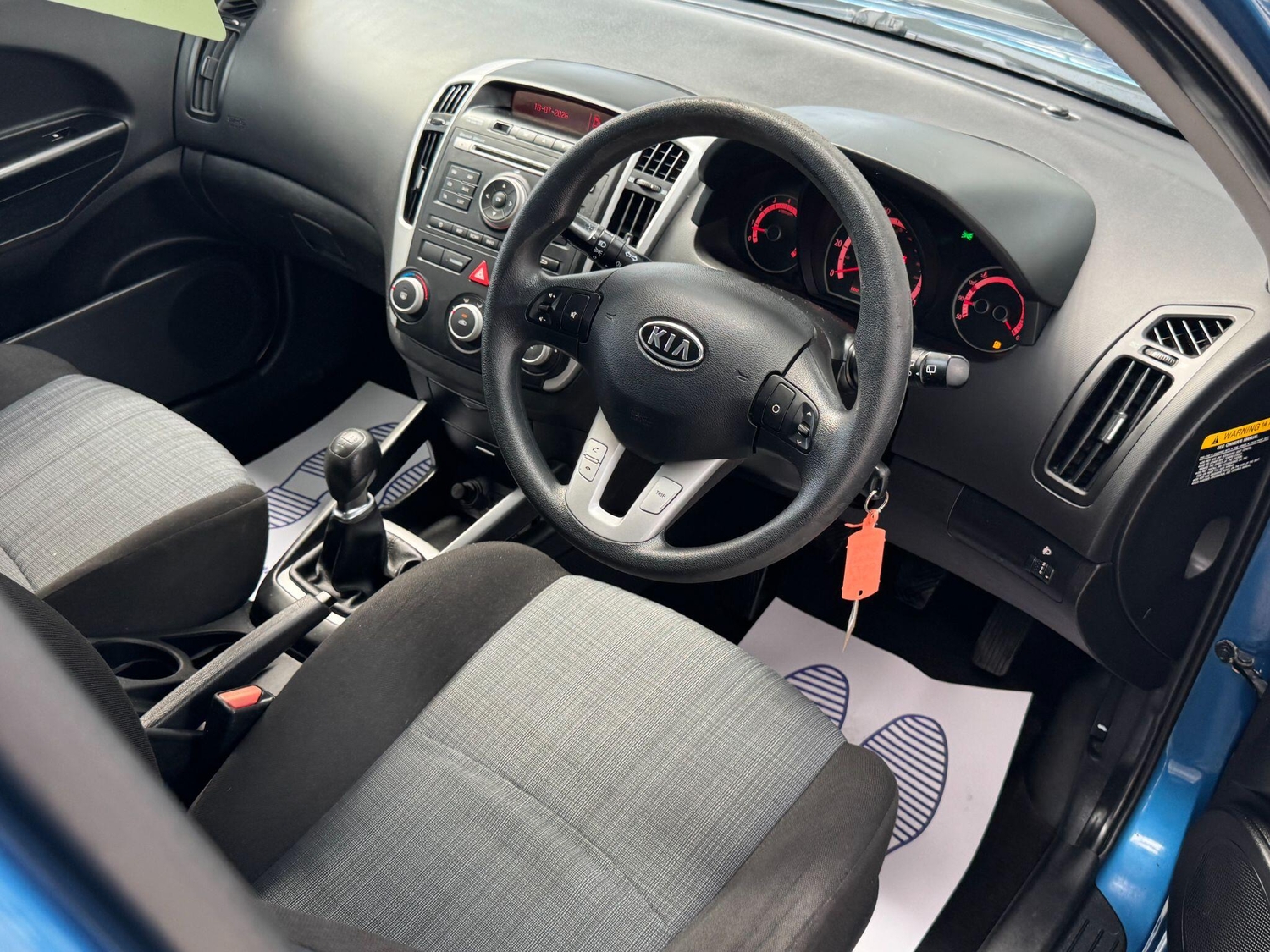 Kia Ceed 2010 - Cars in Bolton