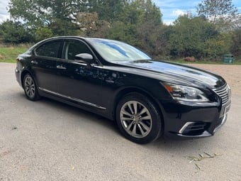 Lexus LS 2015