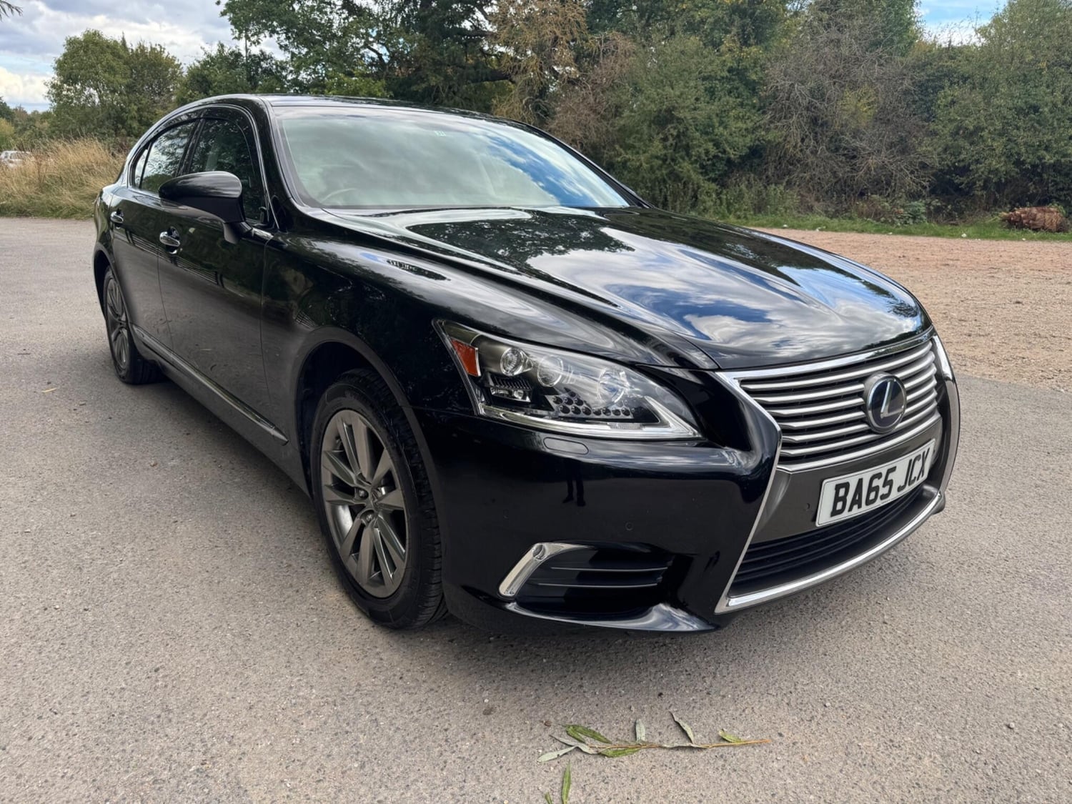Lexus LS 2015 - Cars