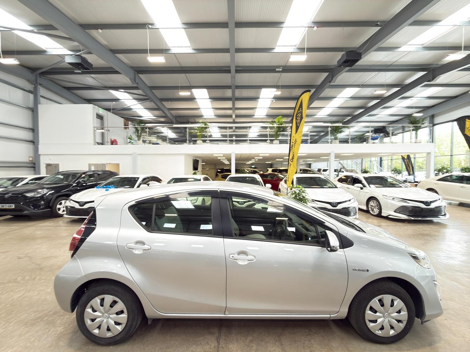 Toyota Aqua 2015 - Cars in Reading