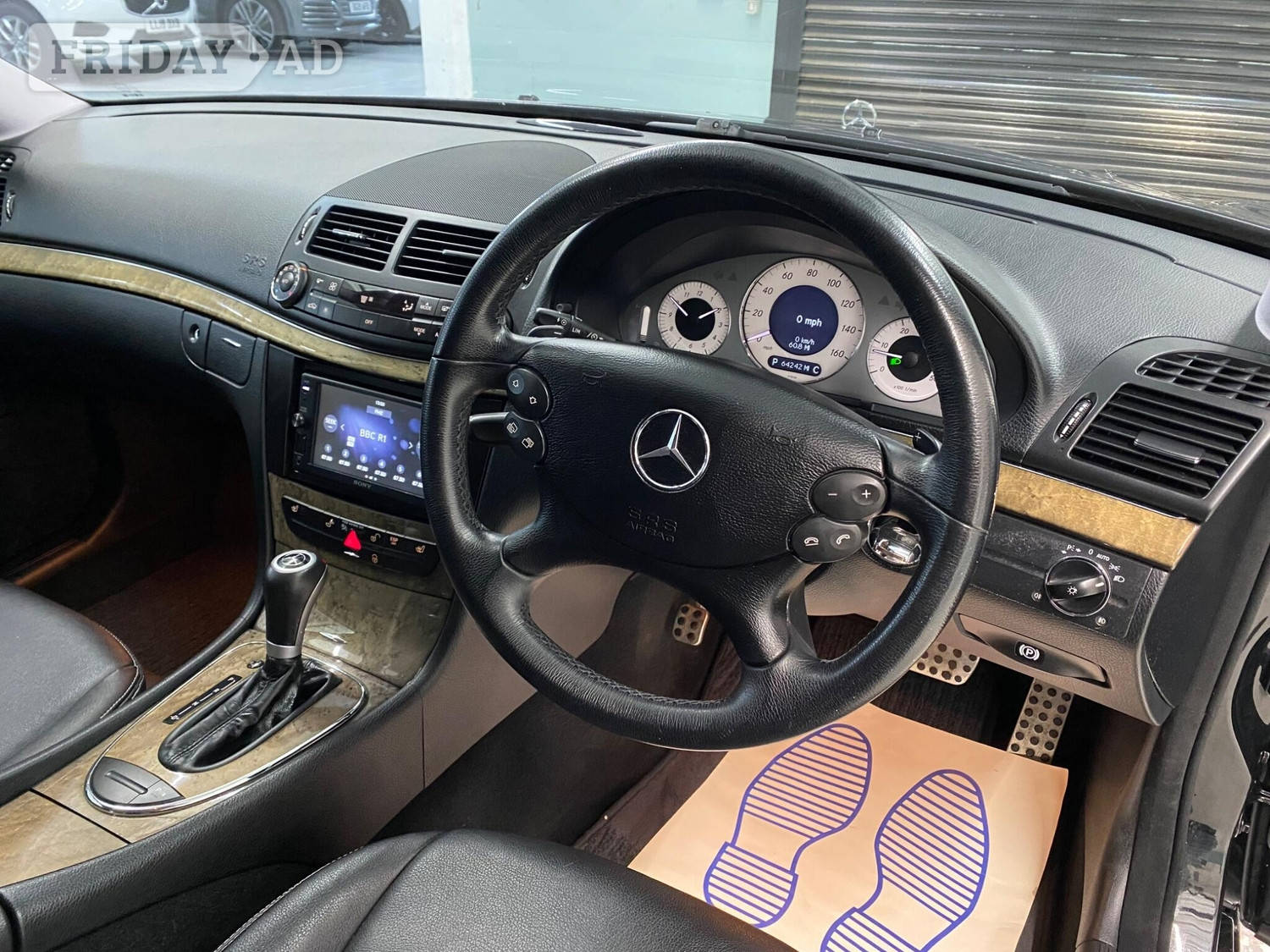 [ berth ]Mercedes-Benz E Class