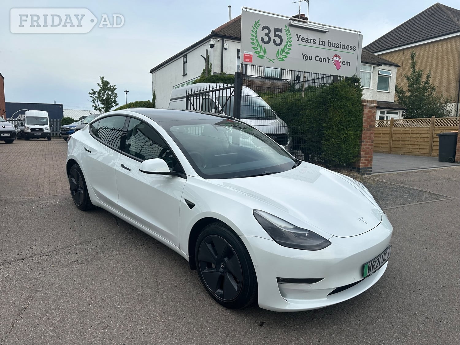 Tesla Model 3 2021 in Dunstable