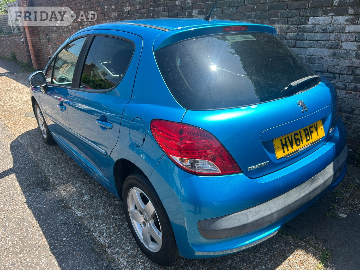 Peugeot 207 2011 - Cars in Eastbourne