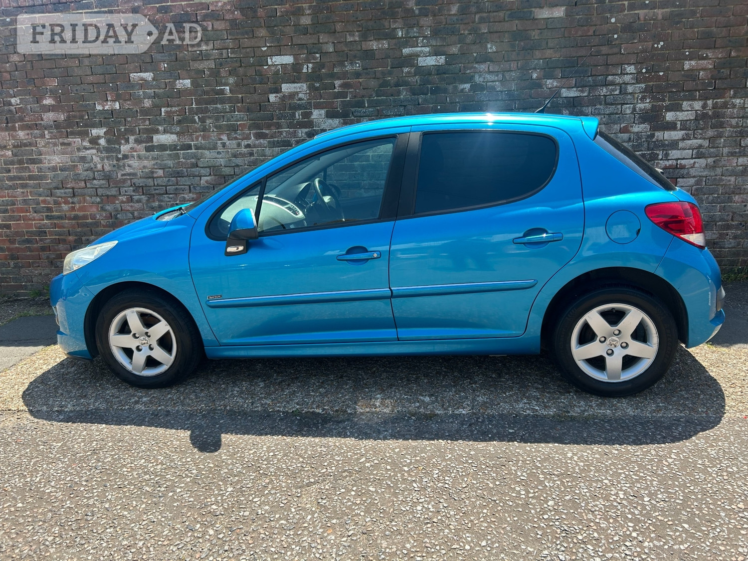 [ berth ]Peugeot 207