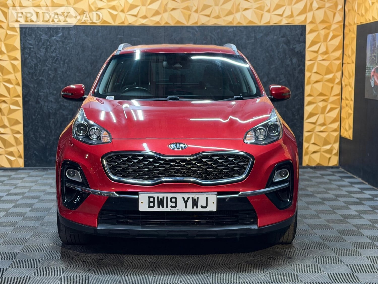 [ berth ]Kia Sportage
