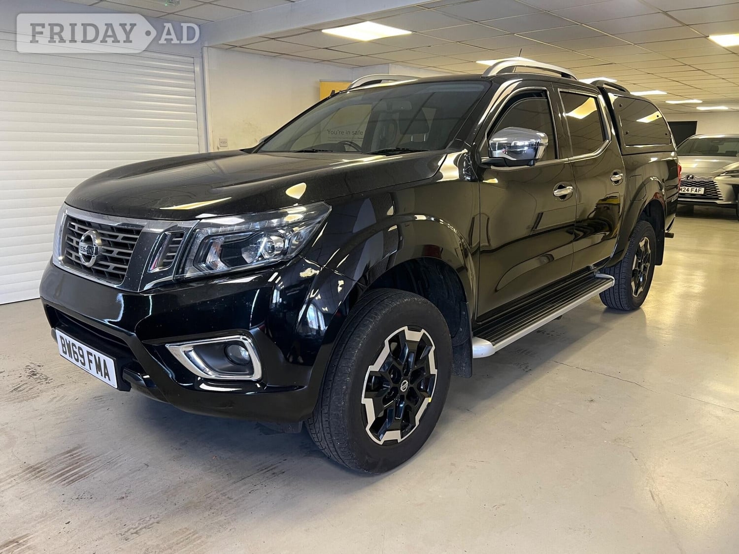 Nissan Navara 2020 in Stroud