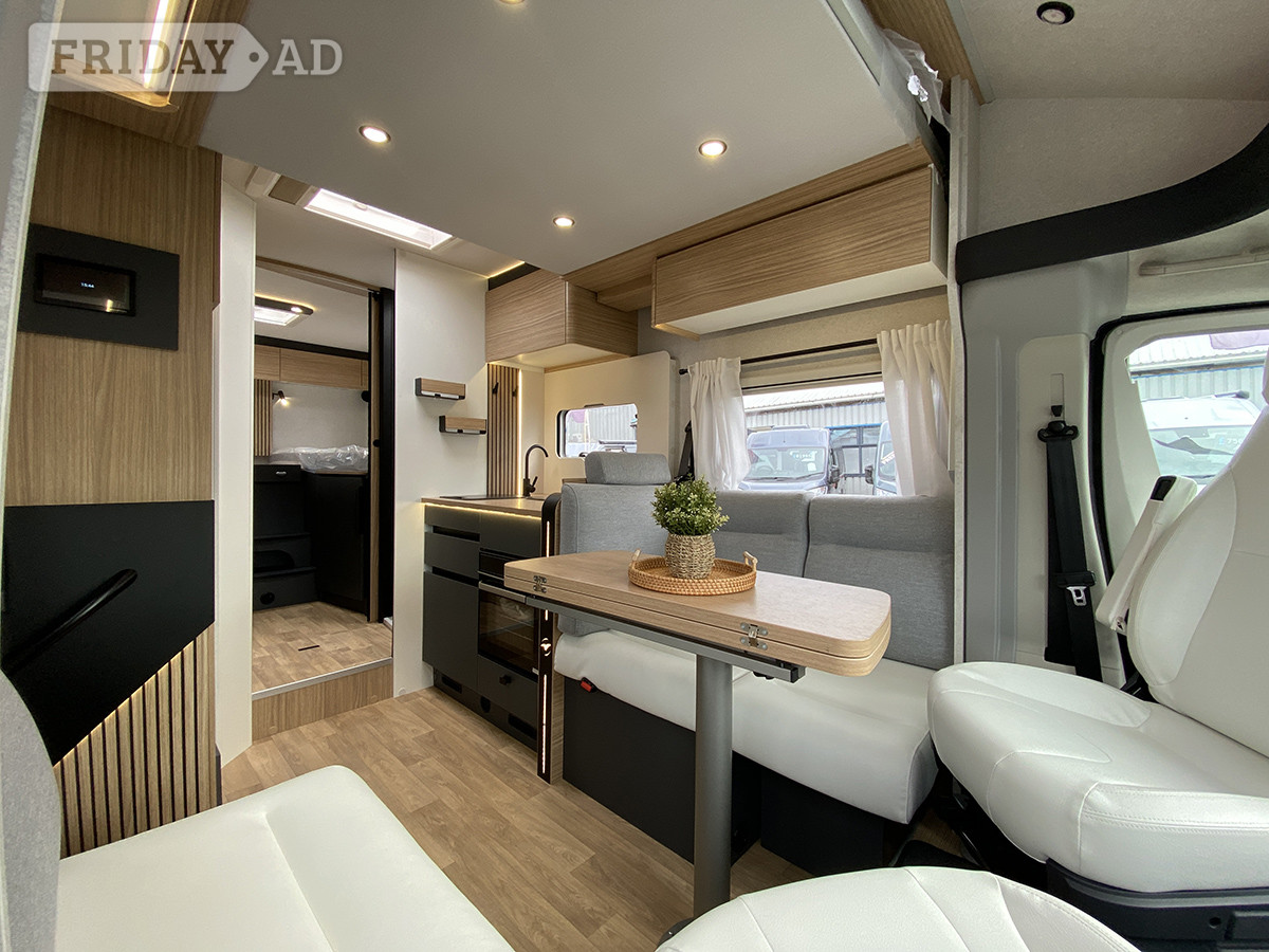 Pilote Evidence P740 FGJ 2027 for sale - Motorhomes & Caravans