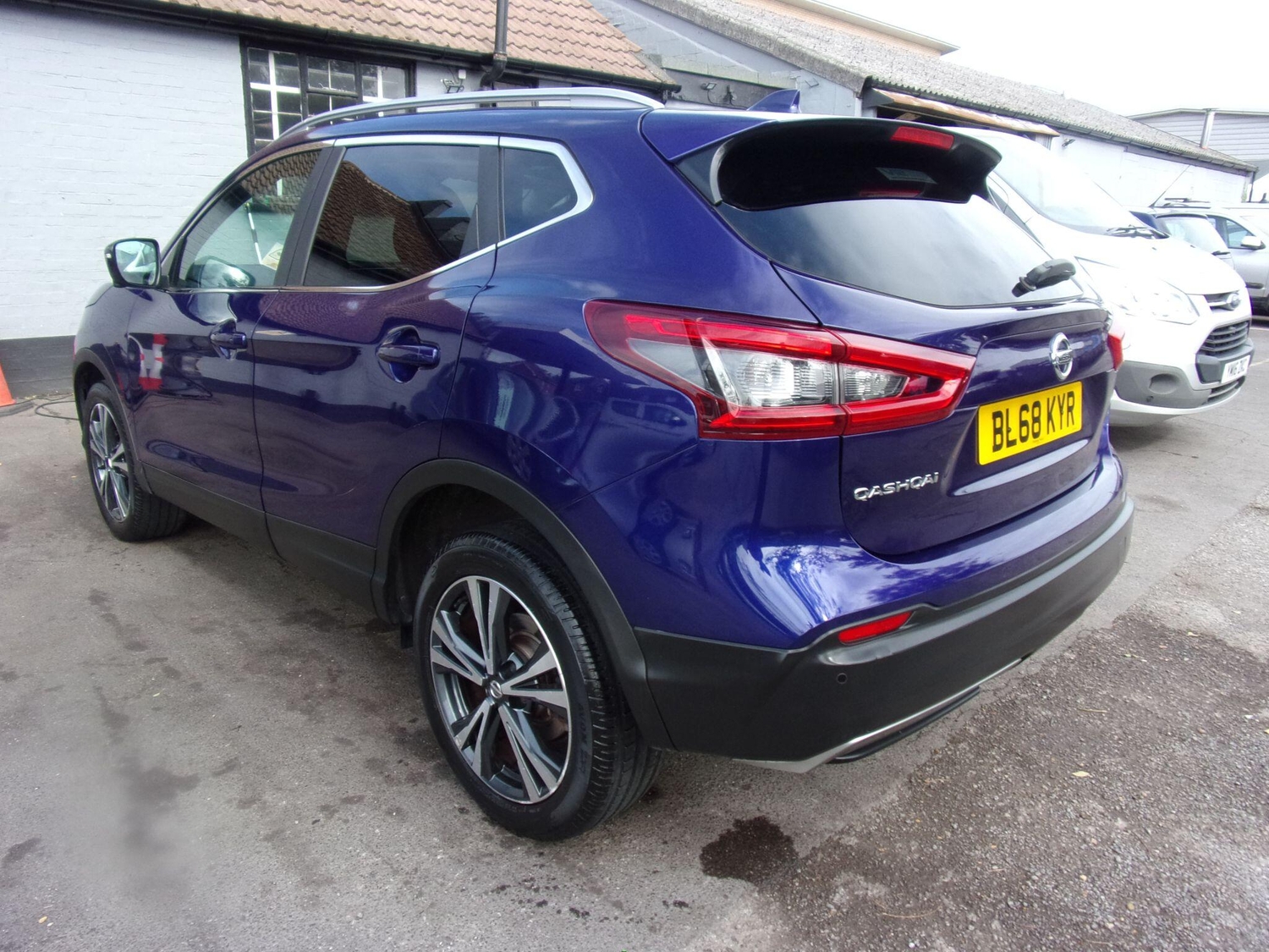 Nissan Qashqai 2018 - Cars