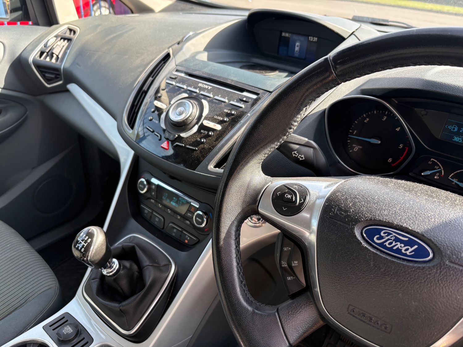 [ berth ]Ford C-MAX