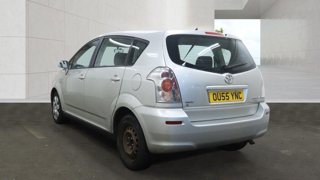 [ berth ]Toyota Corolla Verso