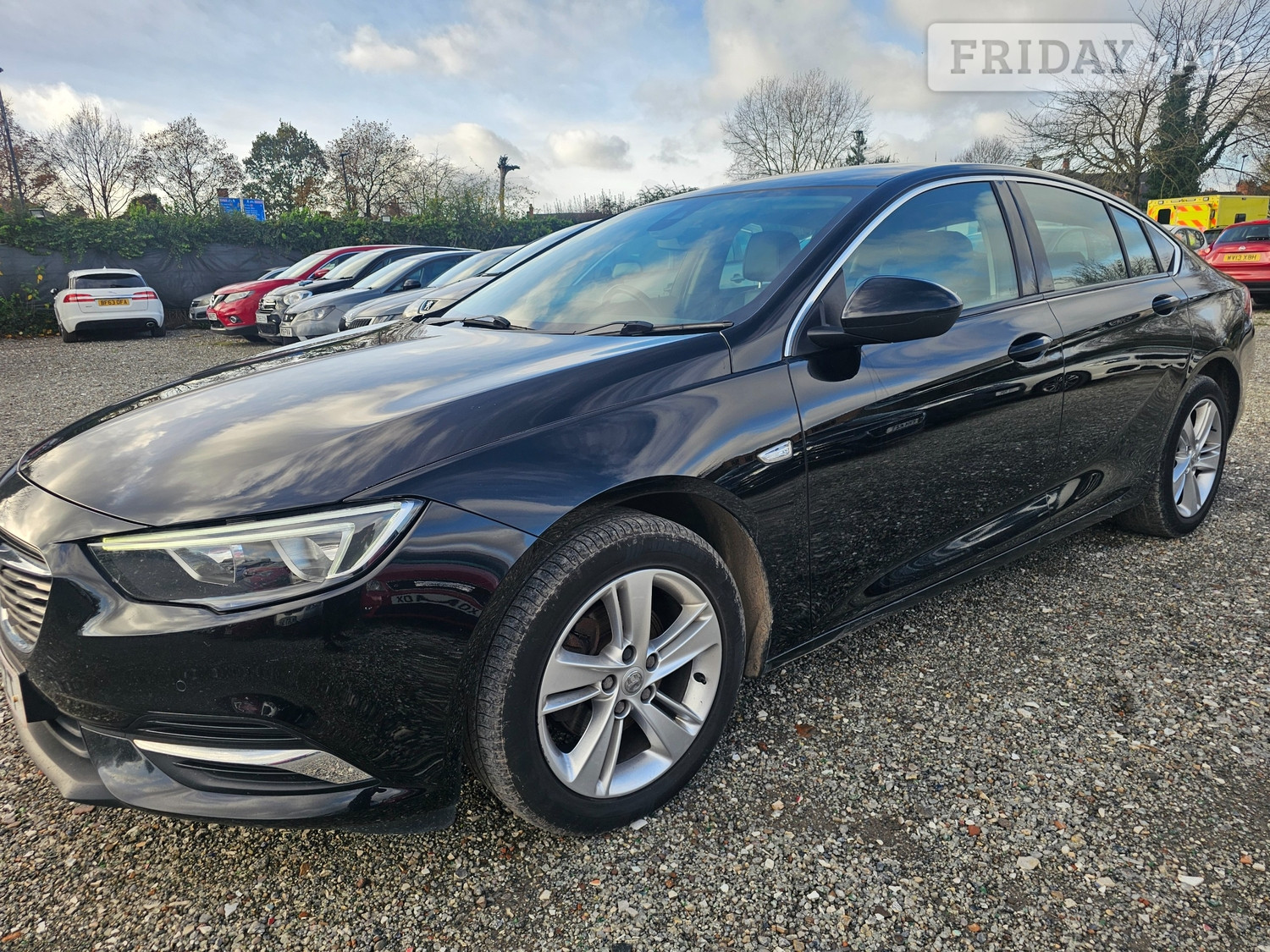 [ berth ]Vauxhall Insignia