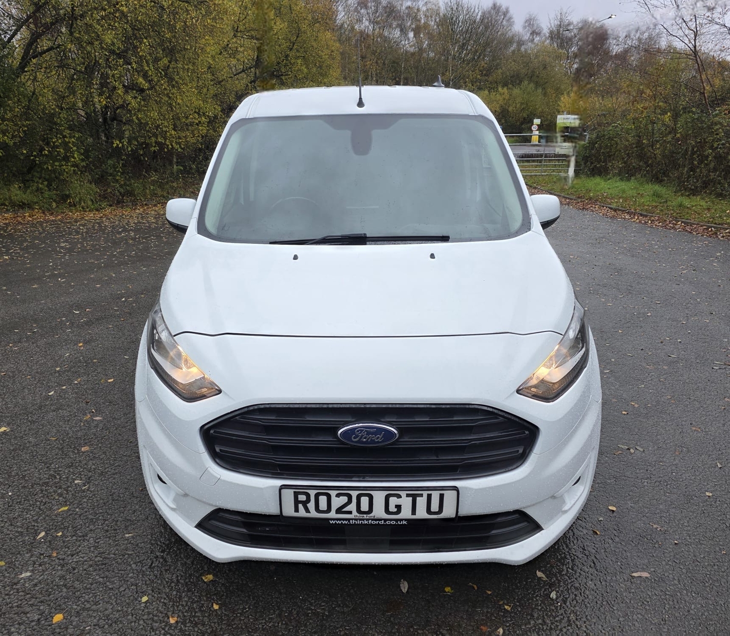 [ berth ]Ford Transit Connect