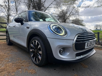 Mini Hatch 2021