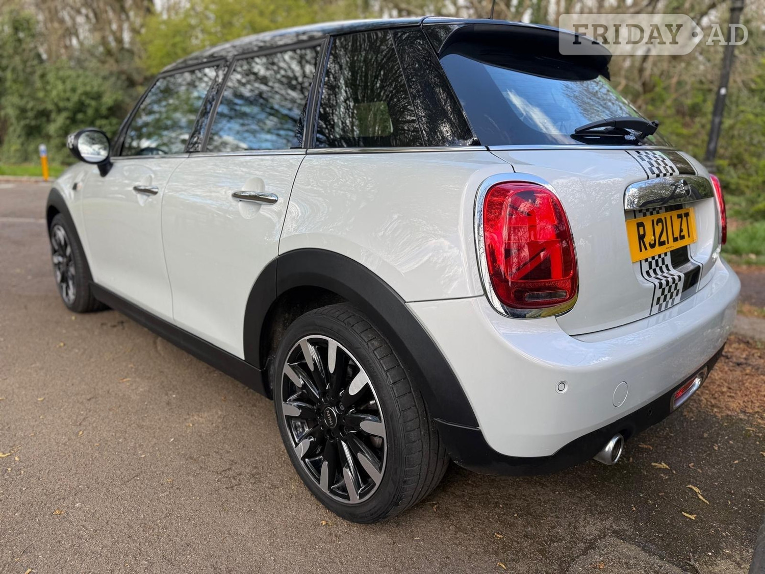 [ berth ]Mini Hatch