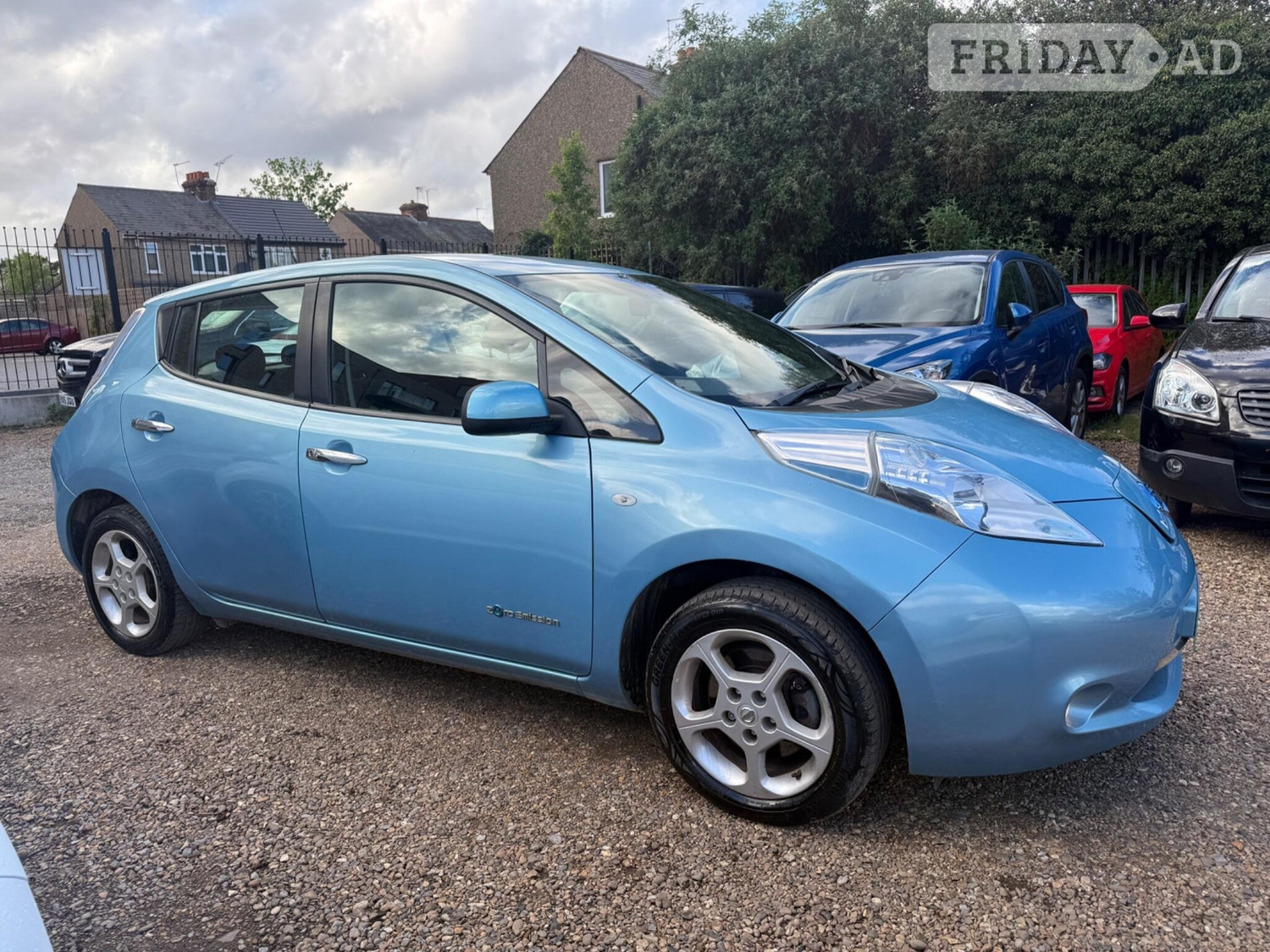 [ berth ]Nissan LEAF