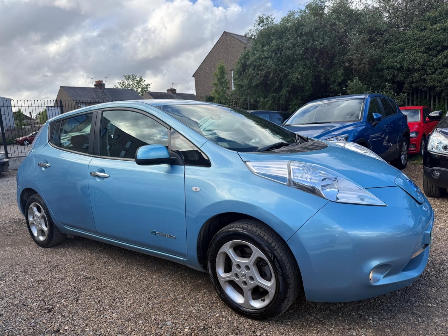 Nissan LEAF Slough