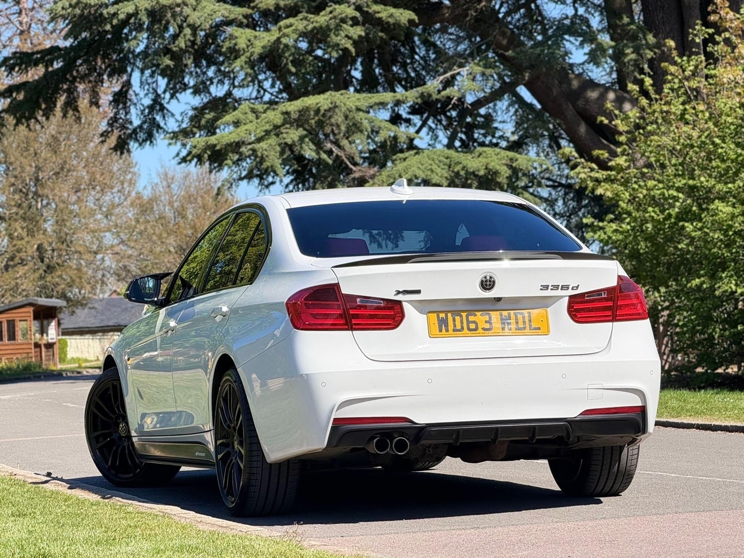 [ berth ]BMW 3 Series