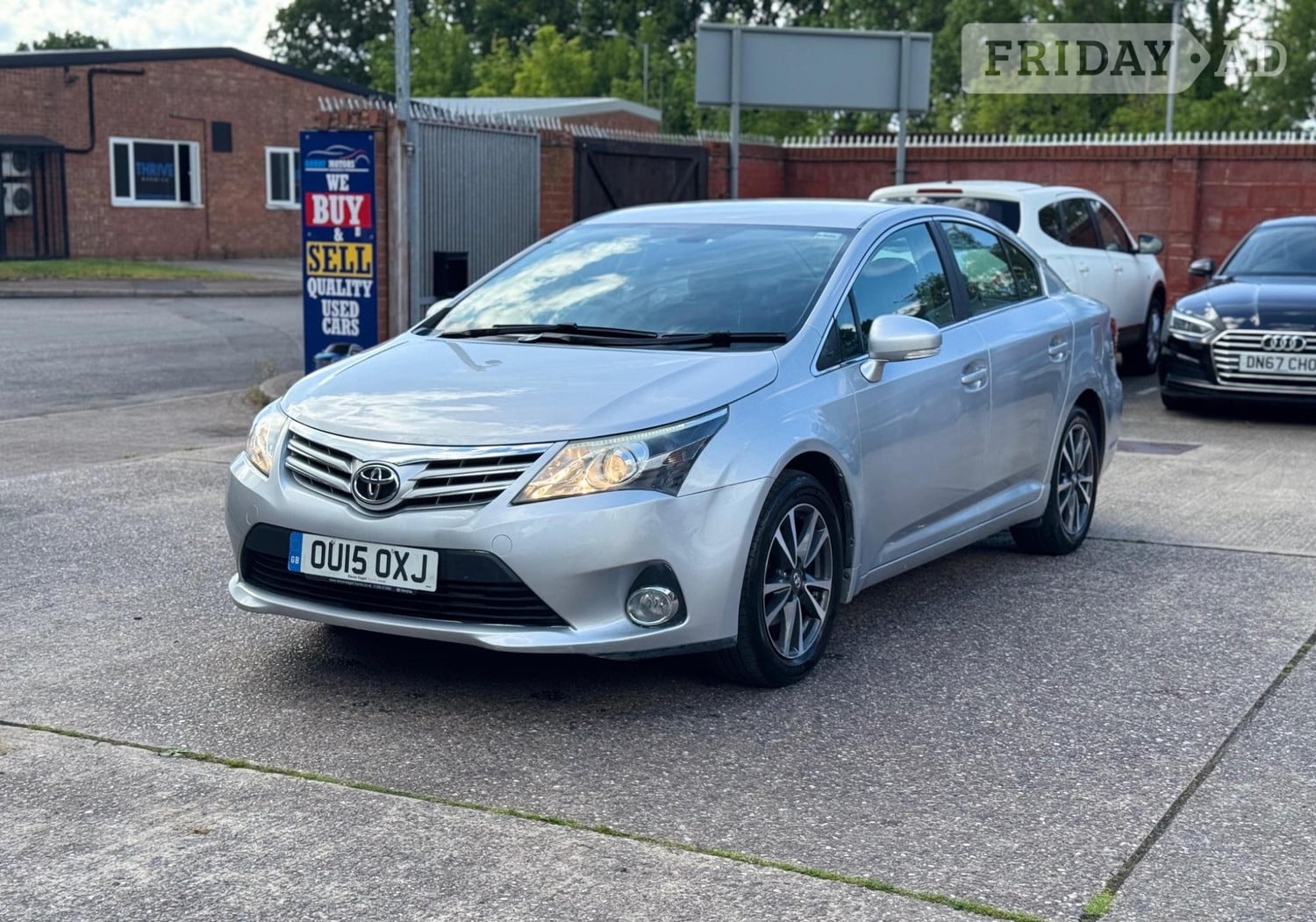 Toyota Avensis Warwick