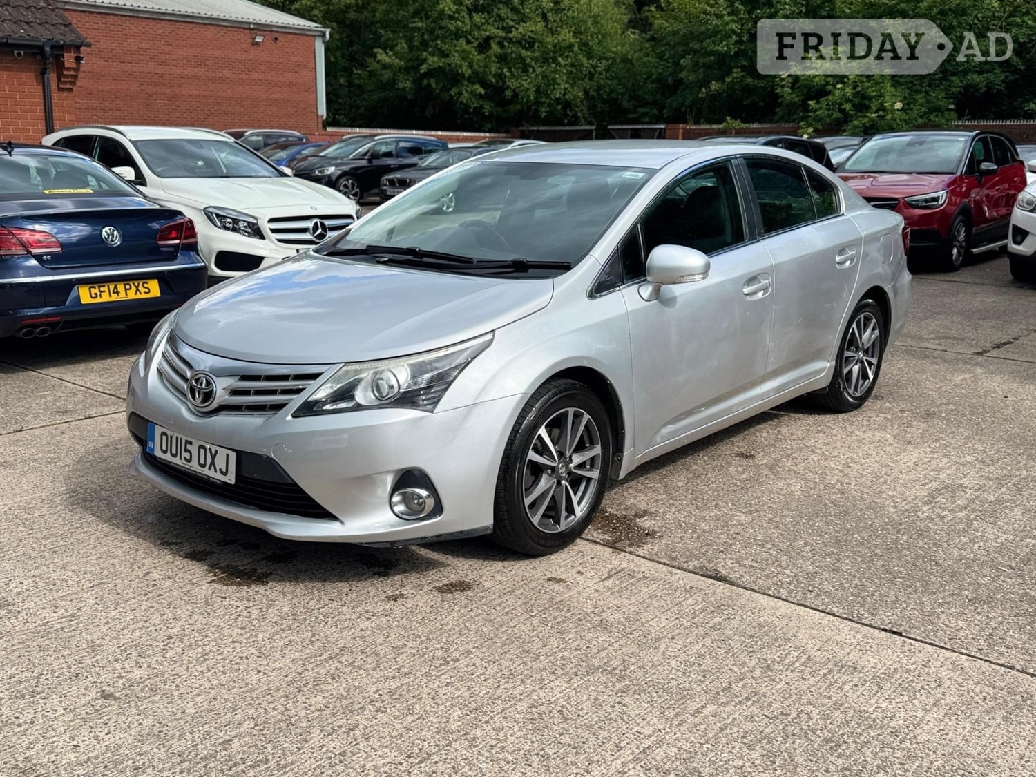Toyota Avensis 2015 - Cars