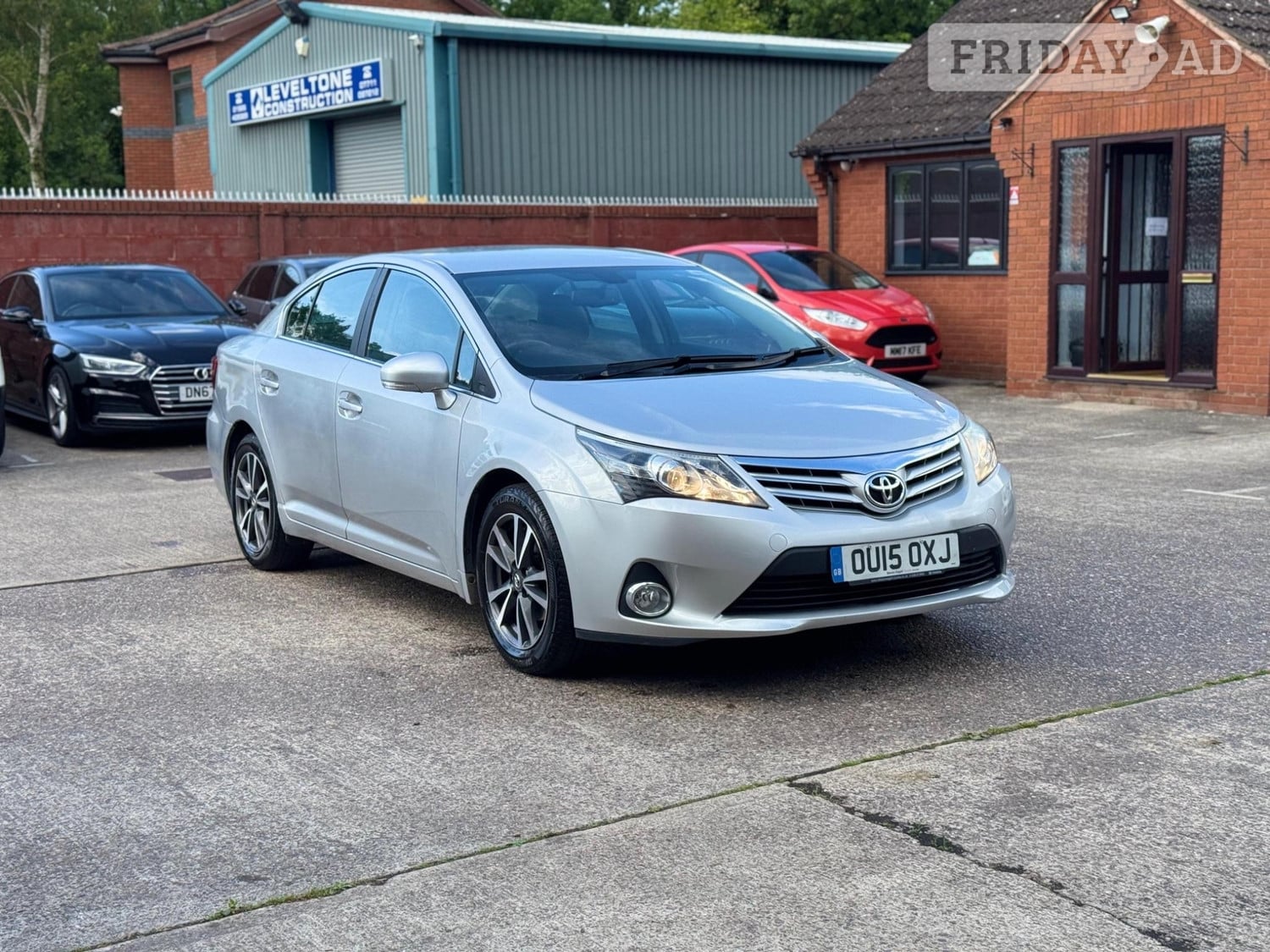 Toyota Avensis 2015 in Warwick