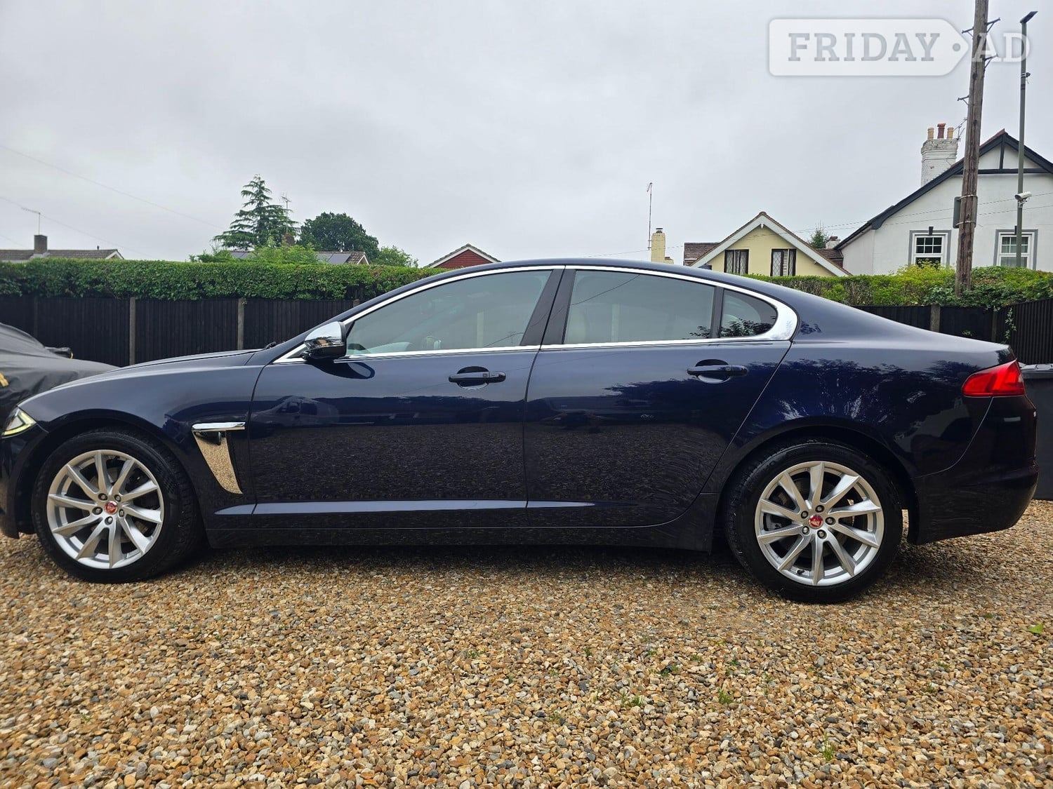 [ berth ]Jaguar XF